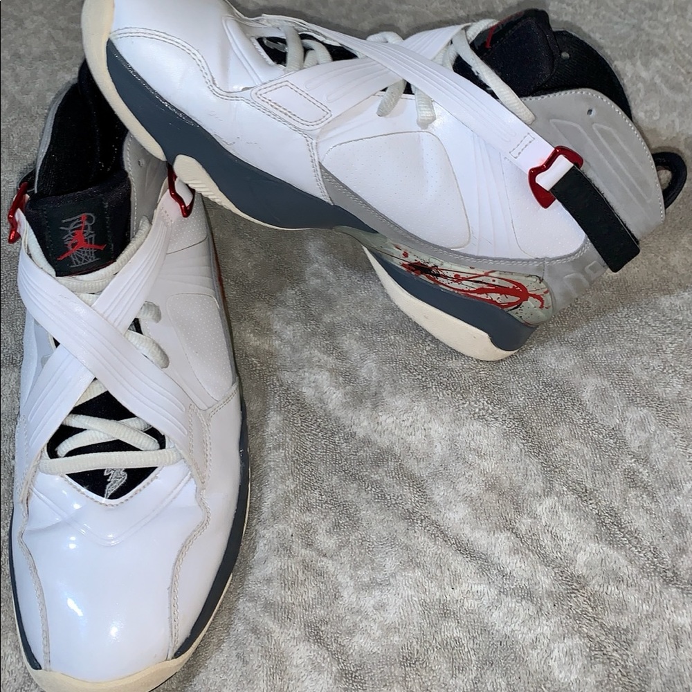 Jordan 8s - Picture 10 of 10
